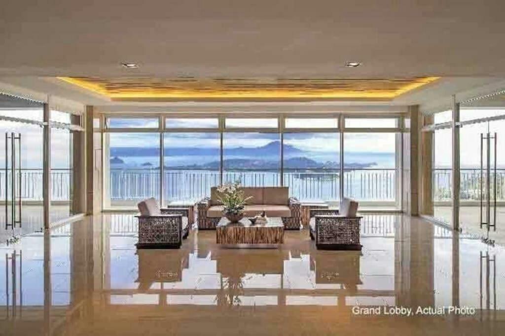 Taal Lake View Wind Residences By Smco تاجيتاي المظهر الخارجي الصورة
